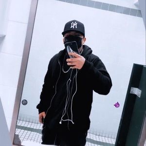 Meet your Posher, Óscar